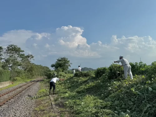 玉川ライオンズクラブ_泉郷駅構内の美化清掃作業